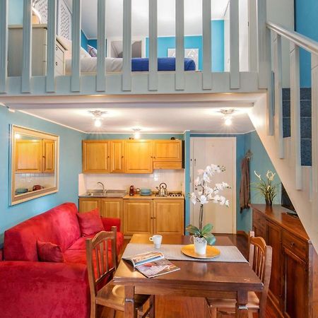 Navona Blue Apartment Рим Екстер'єр фото